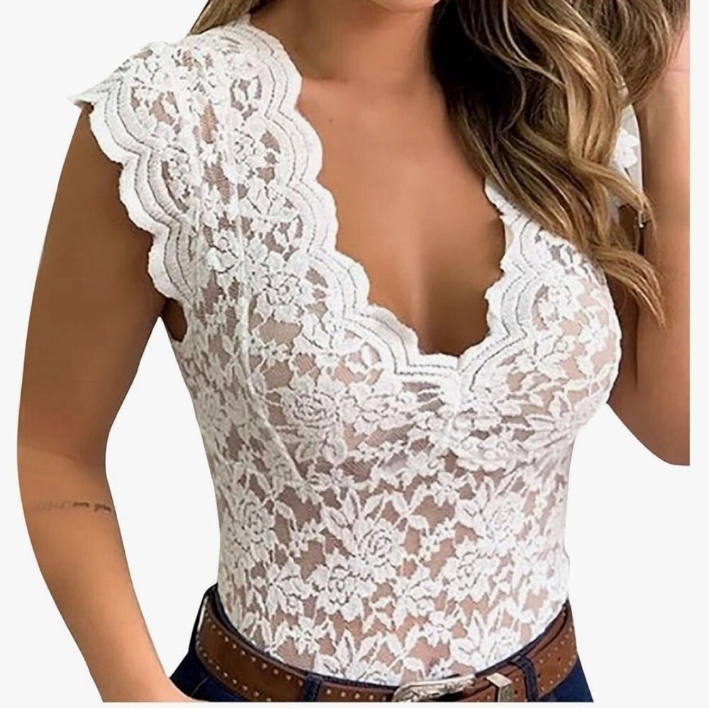 Dainty Lace V-Neck Sleeveless Blouse Slim Fit